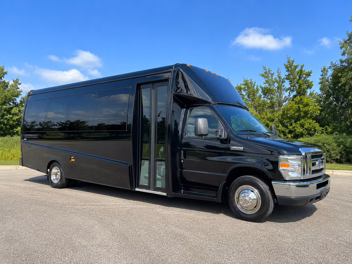 party bus rentals for wellington area proms at palm beach county venues