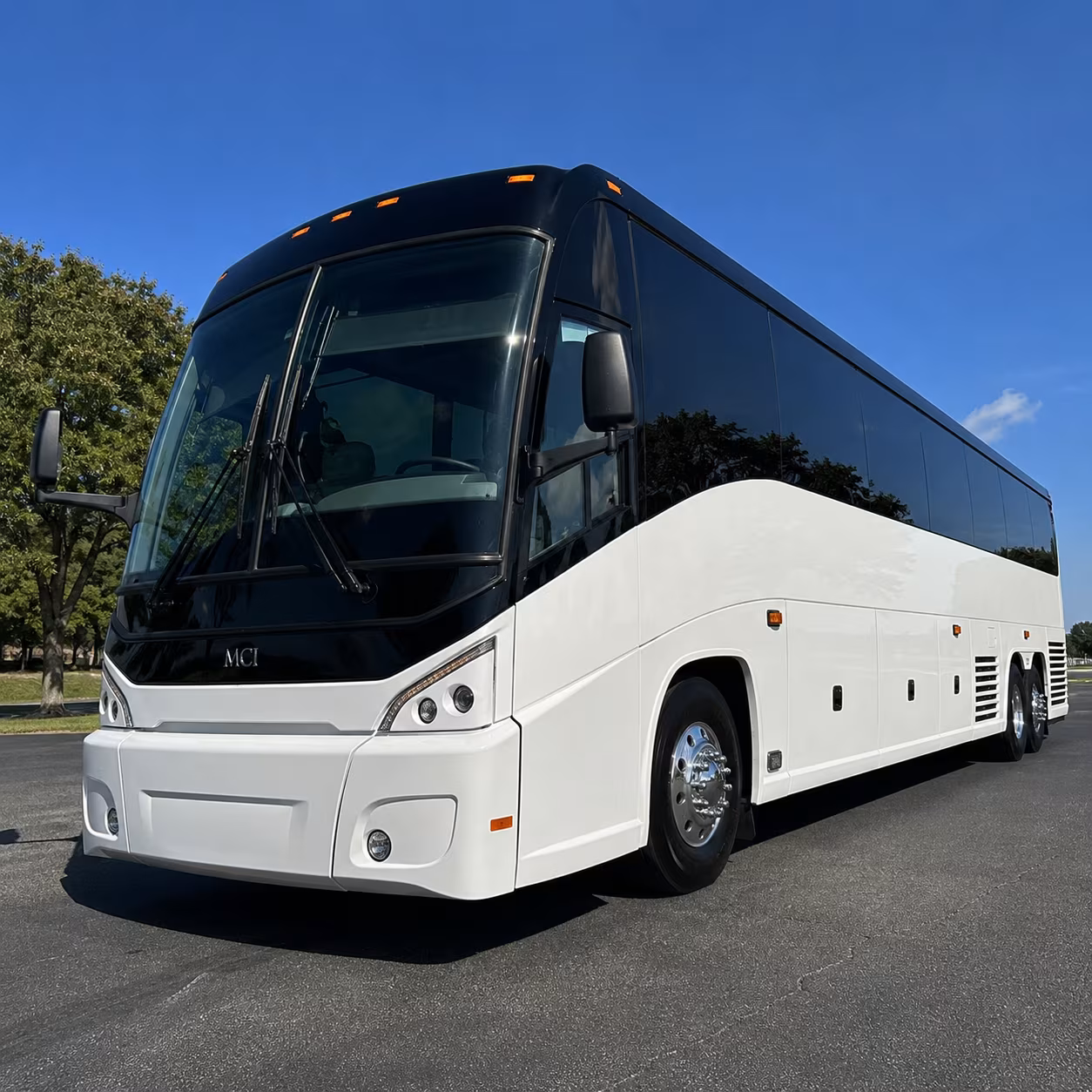 shuttle buses for wellington employers near palm beach international airport