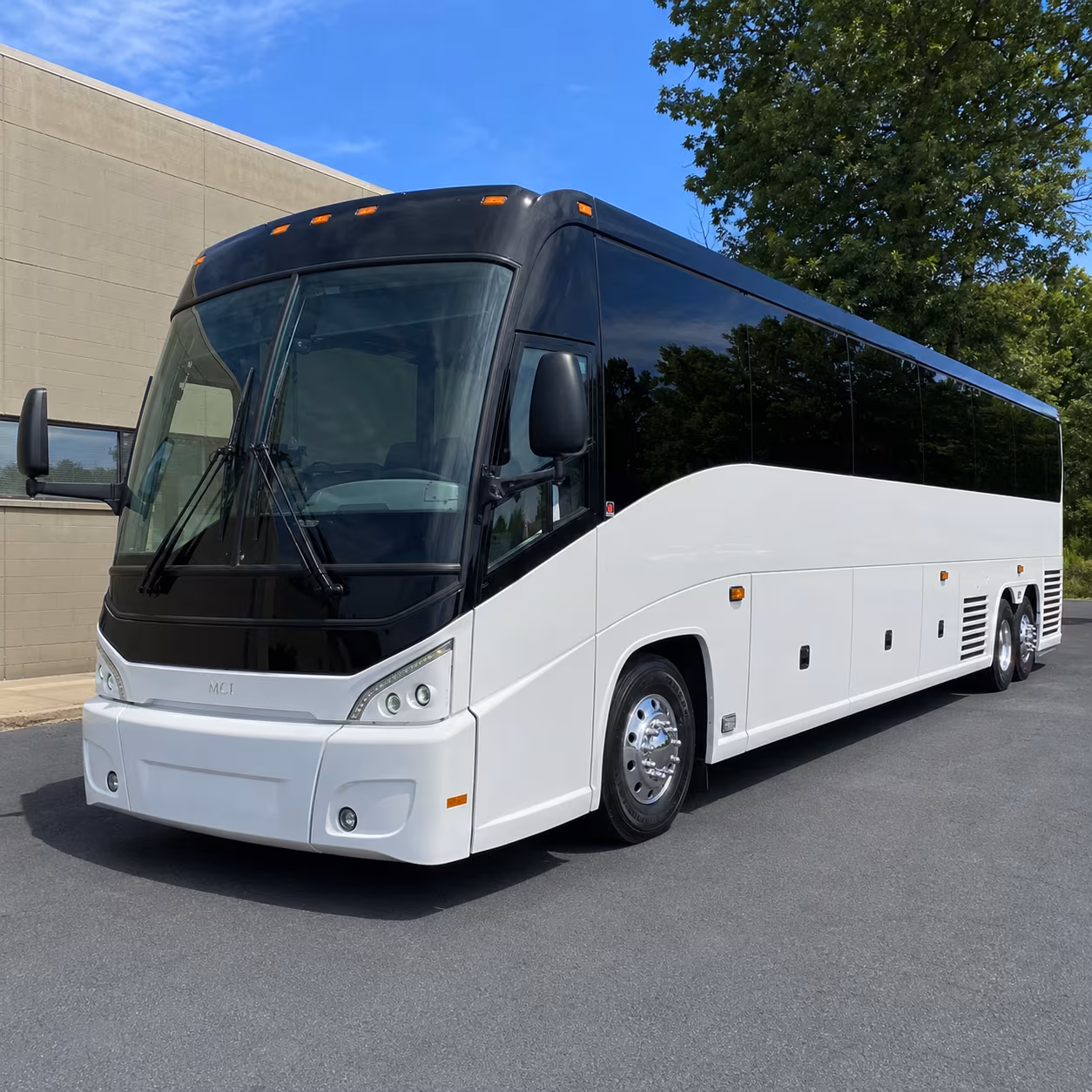wellingtoncharter bus rental